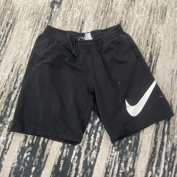 Nike Men's Sportswear Club Sweat Shorts Black 633523-010 Cotton Size Large. READ - Picture 1 of 6
